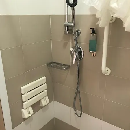 Bed & Breakfast Rosso Di Sera 3*