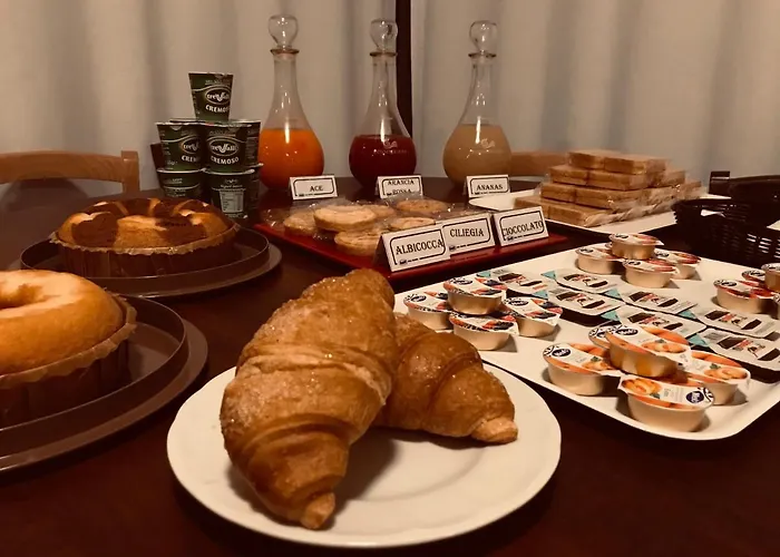 Bed & Breakfast Rosso Di Sera 3*